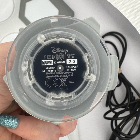 Disney Infinity Lot Xbox 360 & PS3/PS4/Wii U Bases + Mr Incredible + Disc - Picture 5 of 13